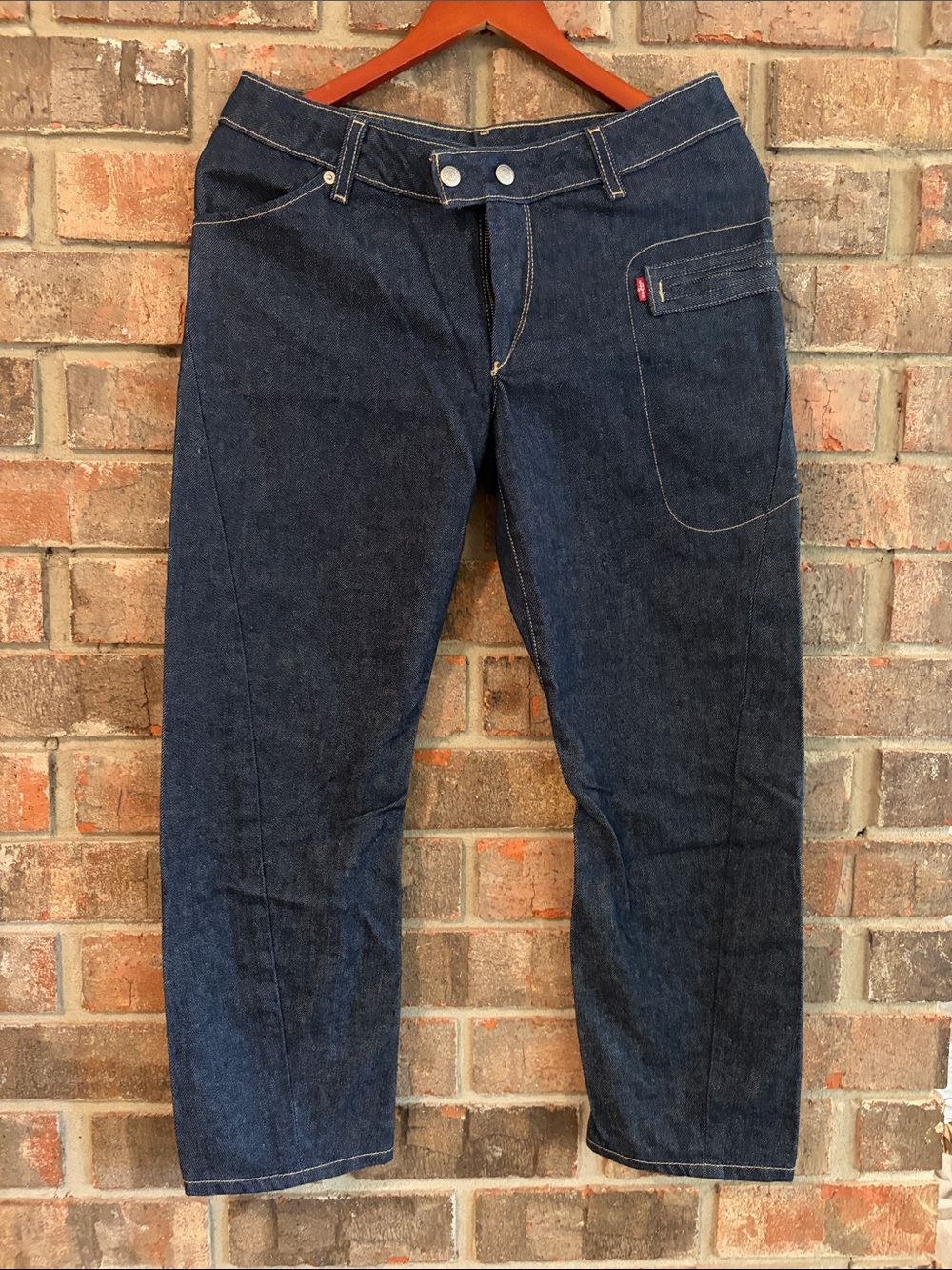 Levi's Indigo Straight-Leg Women's Jeans with Utility Pocket